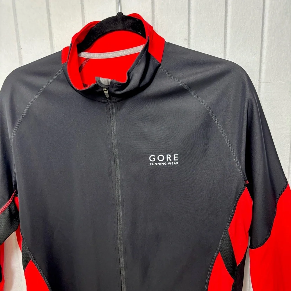 Gore‎ Running Wear Women's Black and Red Performance Jacket Size XL